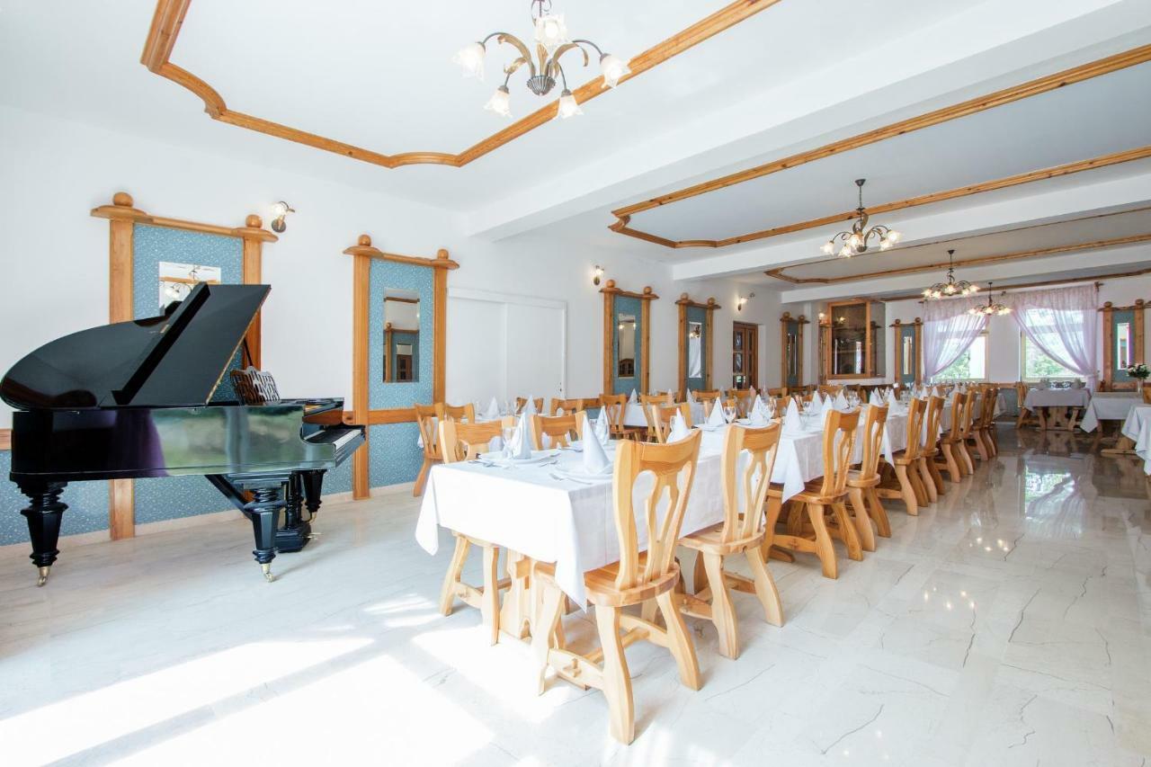 Pansion Oliva Hotel Krnica Exterior foto