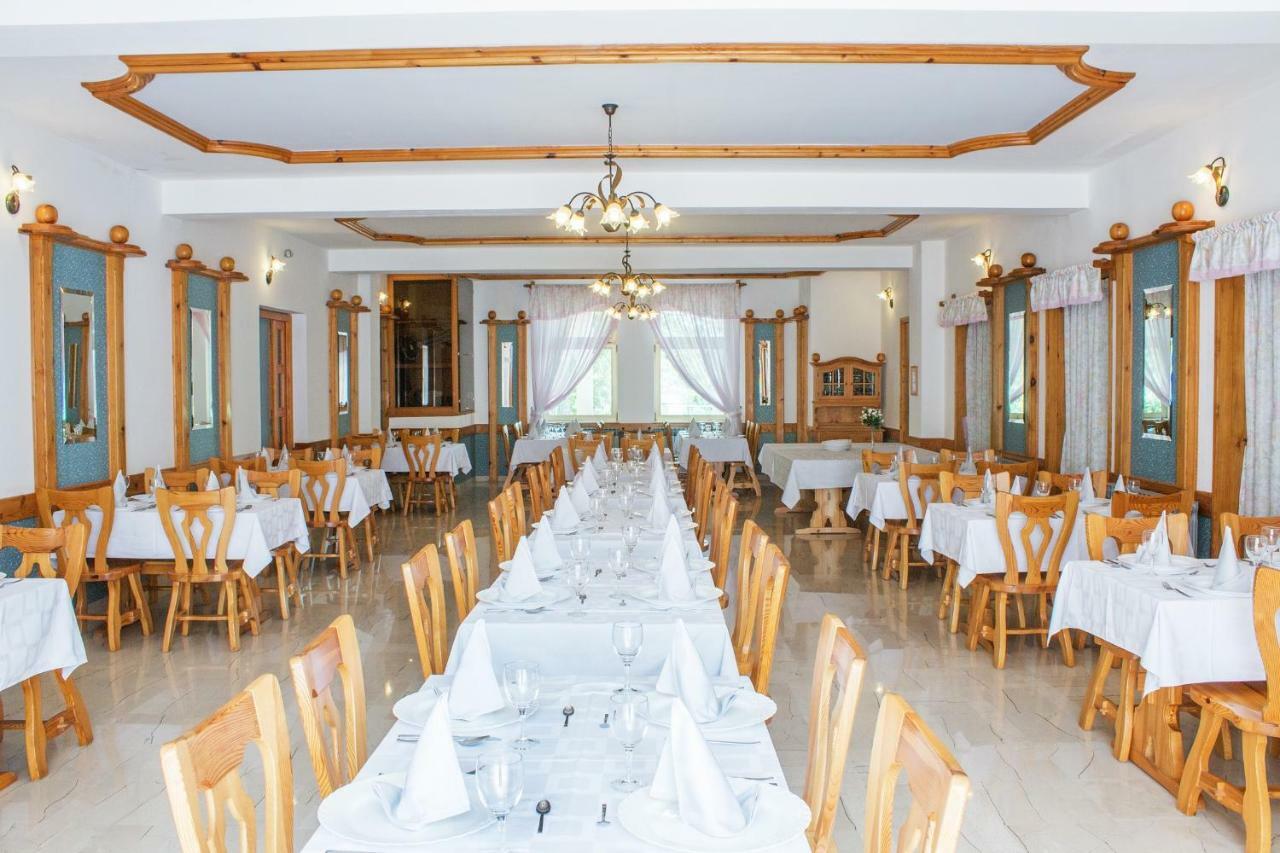 Pansion Oliva Hotel Krnica Exterior foto